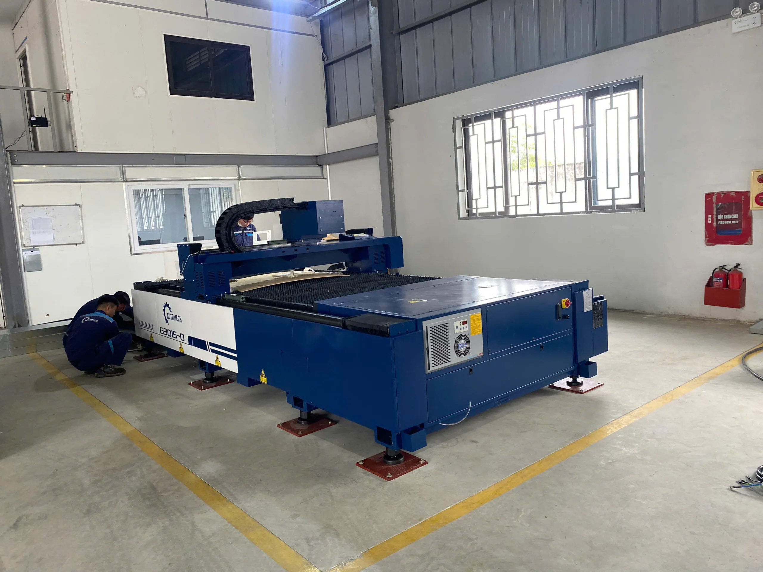 Máy cắt laser bàn đơn Hans O Series đáp ứng nhu cầu sản xuất linh hoạt Máy cắt laser bàn đơn Hans O Series đáp ứng nhu cầu sản xuất linh hoạt