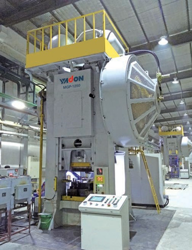 Máy dập nóng Yadon MGP-1250