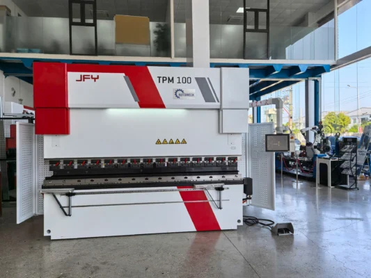 Khung máy được gia công bằng thép chất lượng cao Khung máy được gia công bằng thép chất lượng cao