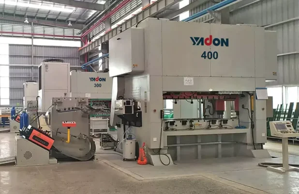 Máy dập hạng nặng YSH-NC đóng vai trò quan trọng trong việc tạo hình Máy dập hạng nặng YSH-NC đóng vai trò quan trọng trong việc tạo hình