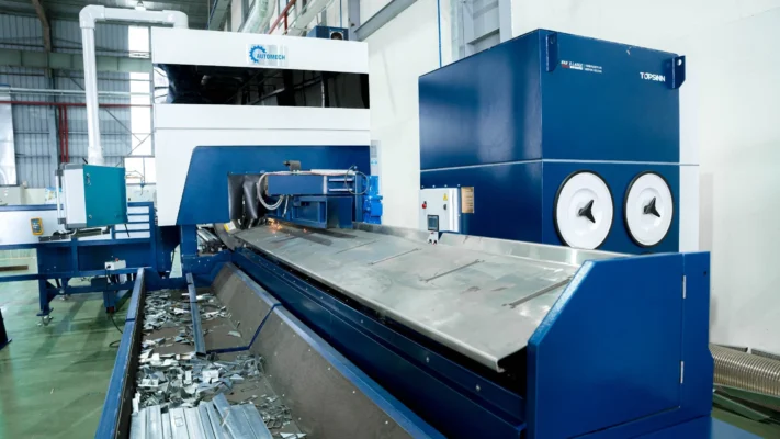 Máy cắt ống Hans Laser dòng TD tùy chỉnh linh hoạt cấu hình, duy trì độ chính xác và hiệu quả trong quá trình gia công ống kim loại 大族激光 TD 系列激光切管机支持模块化灵活选配,在管材自动化加工过程中兼顾稳定切割精度与高效产出。