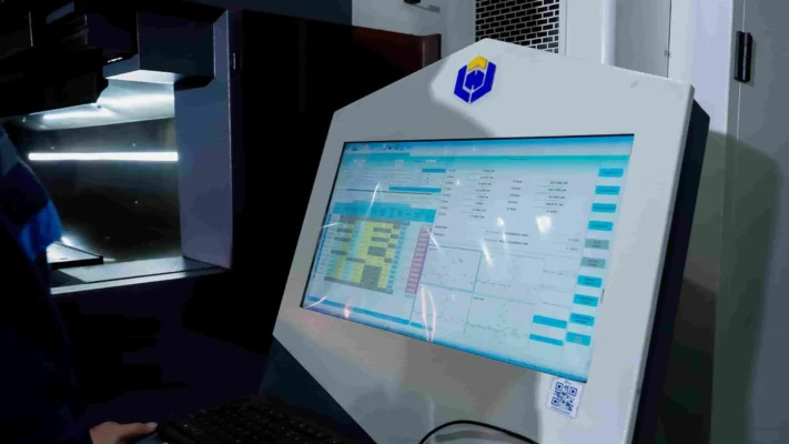 Máy gấp tôn CNC đảm bảo độ chính xác cao, nhanh, ổn định