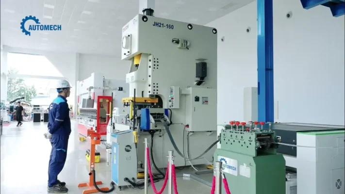 Máy dập trục khuỷu cho bản lề tự động