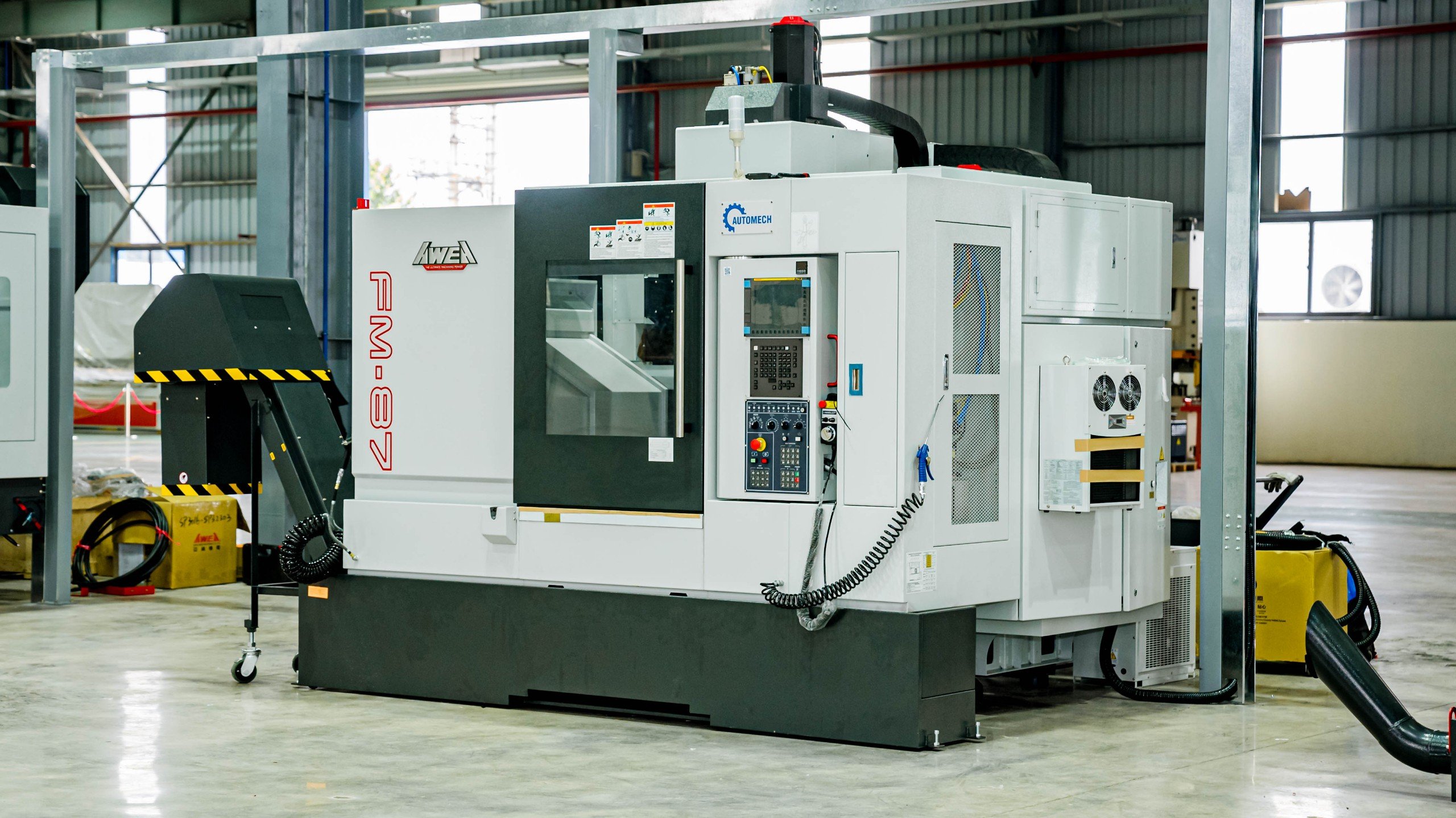 Máy phay tích hợp tính năng tự động hóa, phù hợp sản xuất hàng loạt Máy phay tích hợp tính năng tự động hóa, phù hợp sản xuất hàng loạt
