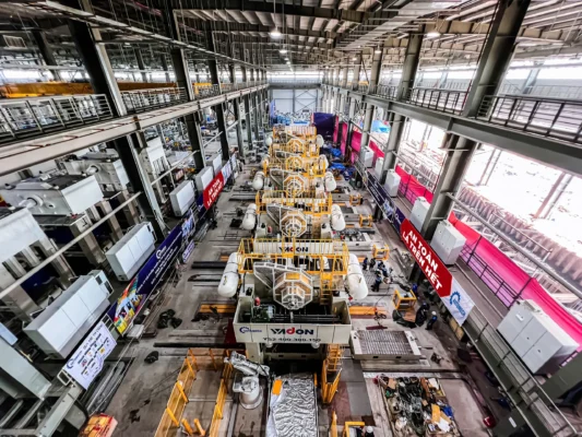 Line dập liên hoàn giúp giảm chi phí nhân công trong quá trình vận hành Line dập liên hoàn giúp giảm chi phí nhân công trong quá trình vận hành