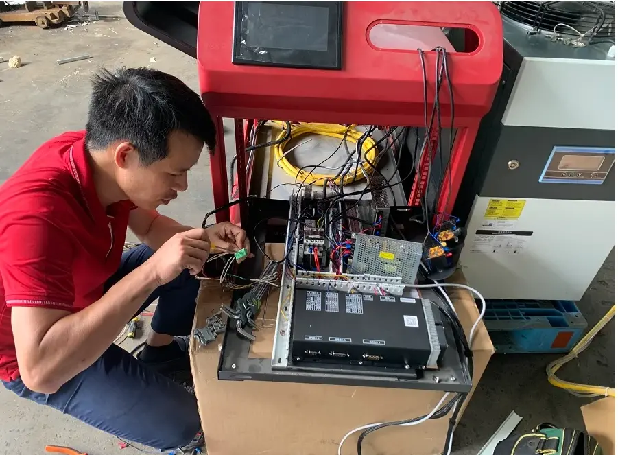 Công nghệ hàn laser - bảo trì dịch vụ