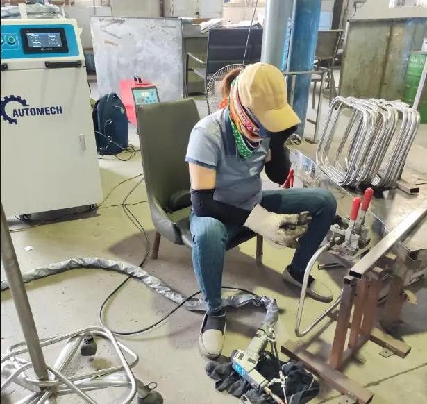 Máy hàn inox laser cầm tay trong gia công nội thất