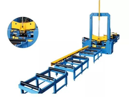 Máy đính dầm sử dụng các xi lanh thủy lực để định vị chính xác các tấm thép