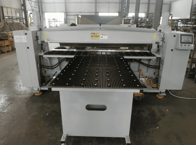 Nguyên lý hoạt động của máy gấp tôn mini
