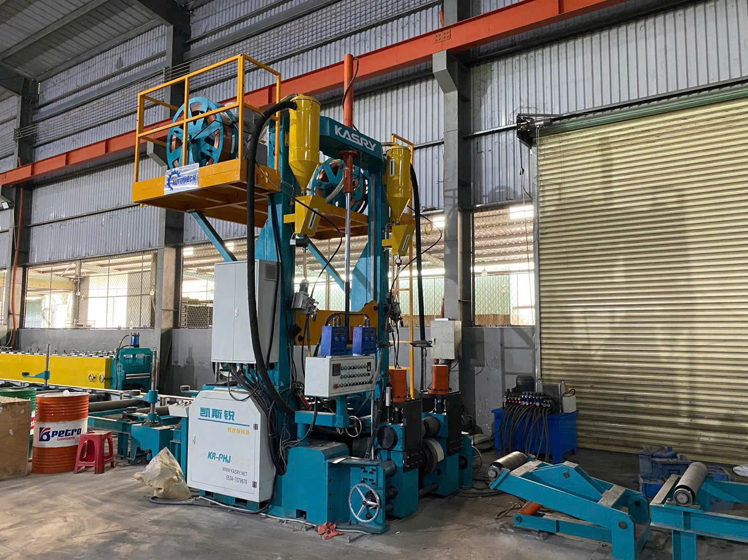 Máy hàn 3 trong 1 được Automech cung cấp cho doanh nghiệp sản xuất kết cấu thép Máy hàn 3 trong 1 được Automech cung cấp cho doanh nghiệp sản xuất kết cấu thép