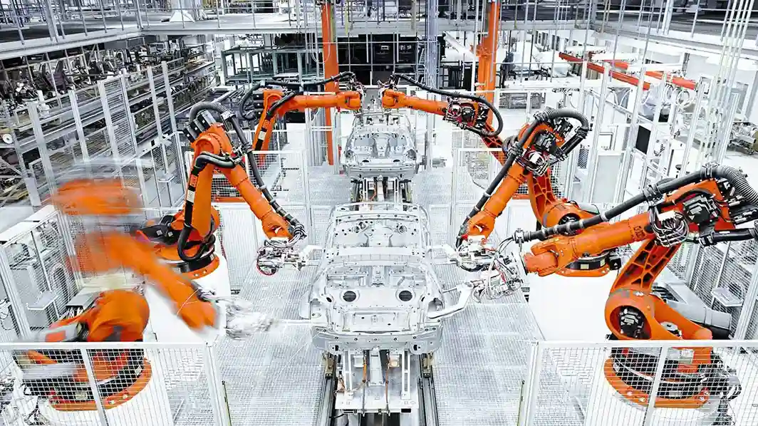 Robot KUKA được khách hàng tin dùng trong các lĩnh vực công nghiệp yêu cầu chất lượng cao Robot KUKA được khách hàng tin dùng trong các lĩnh vực công nghiệp yêu cầu chất lượng cao