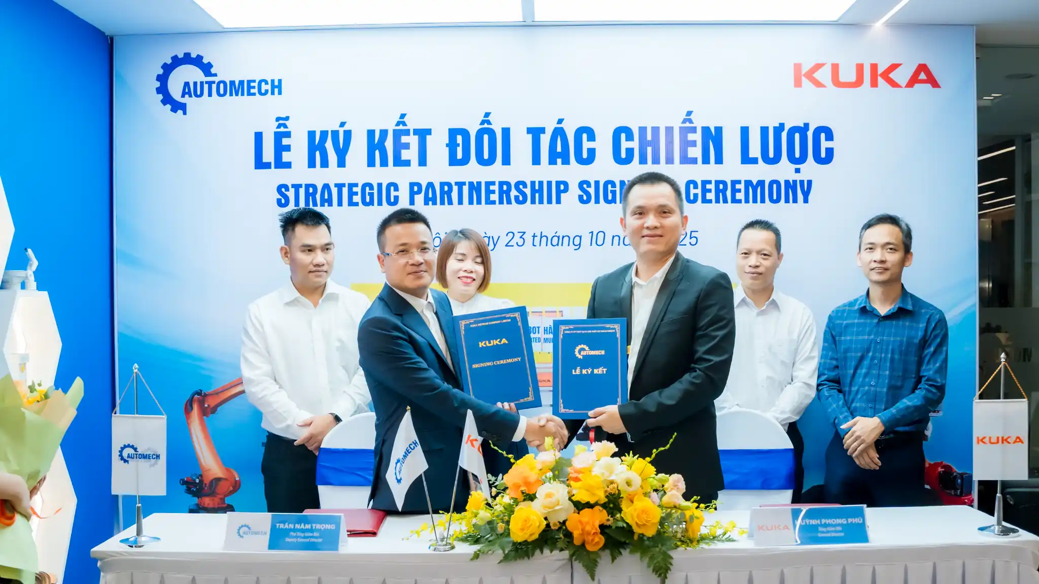 Lễ ký kết đối tác chiến lược AUTOMECH x KUKA Lễ ký kết đối tác chiến lược AUTOMECH x KUKA