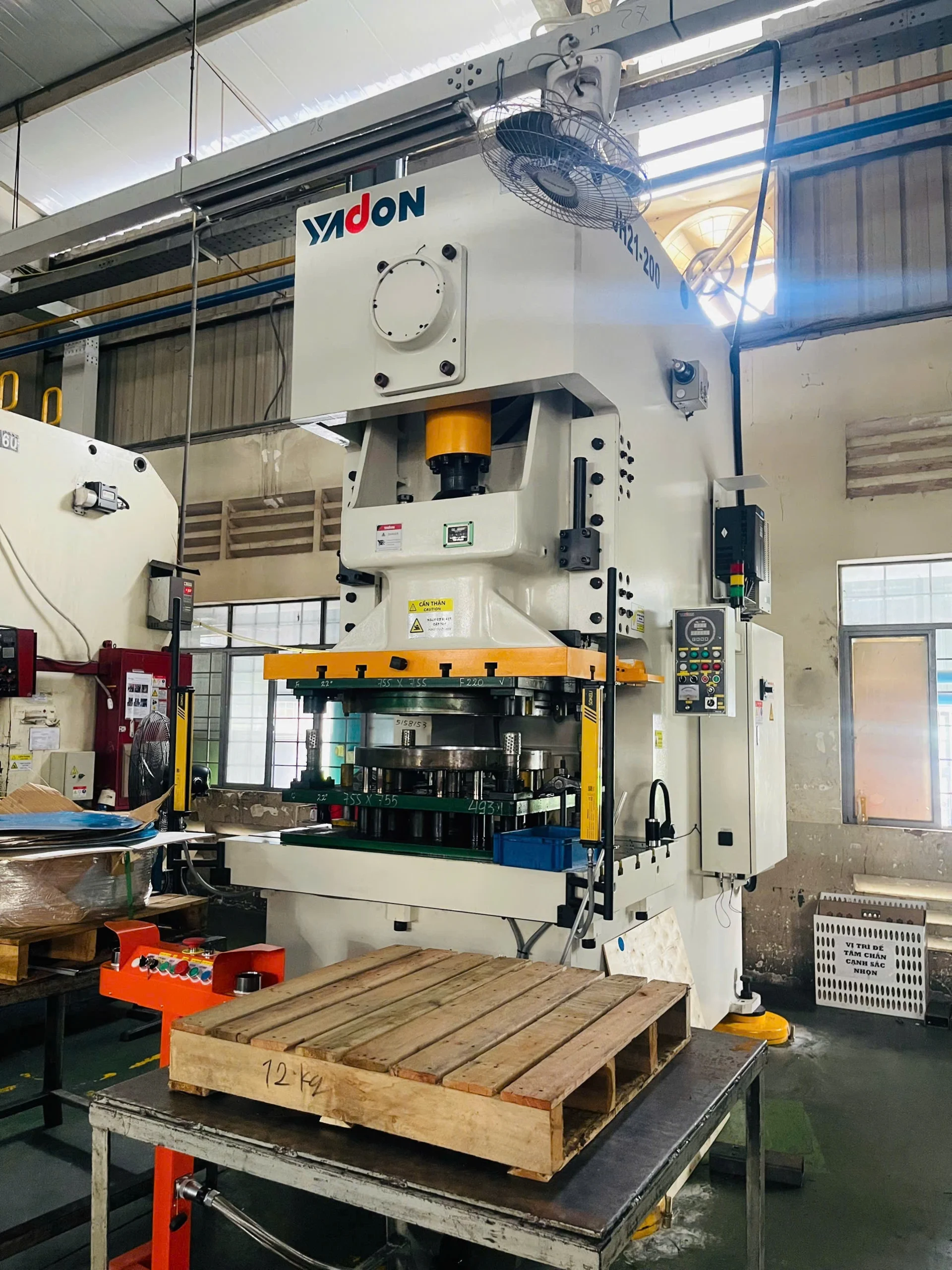 Máy dập cơ 15 tấn tại Automech – uy tín, bảo hành 24 tháng, hỗ trợ kỹ thuật 24/7 Máy dập cơ 15 tấn tại Automech – uy tín, bảo hành 24 tháng, hỗ trợ kỹ thuật 24/7