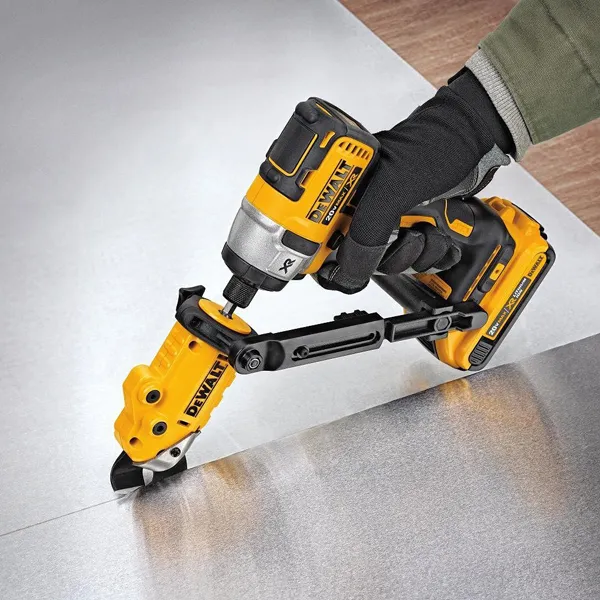 Máy cắt tôn điện, gọn nhẹ dễ sử dụng Máy cắt tôn điện, gọn nhẹ dễ sử dụng