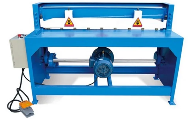 Máy cắt chuyên dụng cho tôn mỏng Máy cắt chuyên dụng cho tôn mỏng