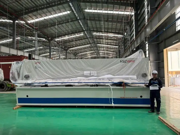 Máy cắt tôn tấm thủy lực CNC JFY đáp ứng mọi nhu cầu sử dụng của khách hàng