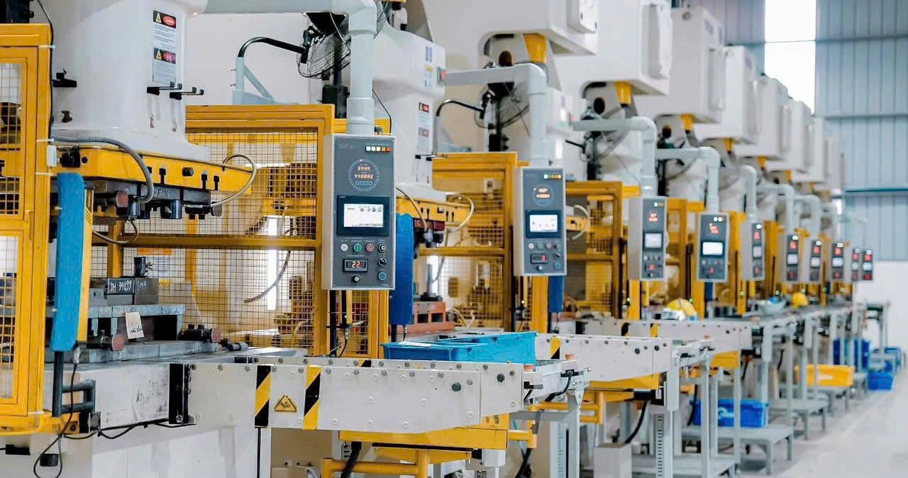 Máy dập Yadon được ứng dụng nhiều trong sản xuất Máy dập Yadon được ứng dụng nhiều trong sản xuất
