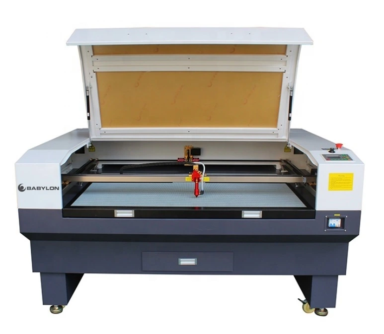 Máy cắt laser mica là cuộc cách mạng thay thế hoàn toàn việc cắt tay