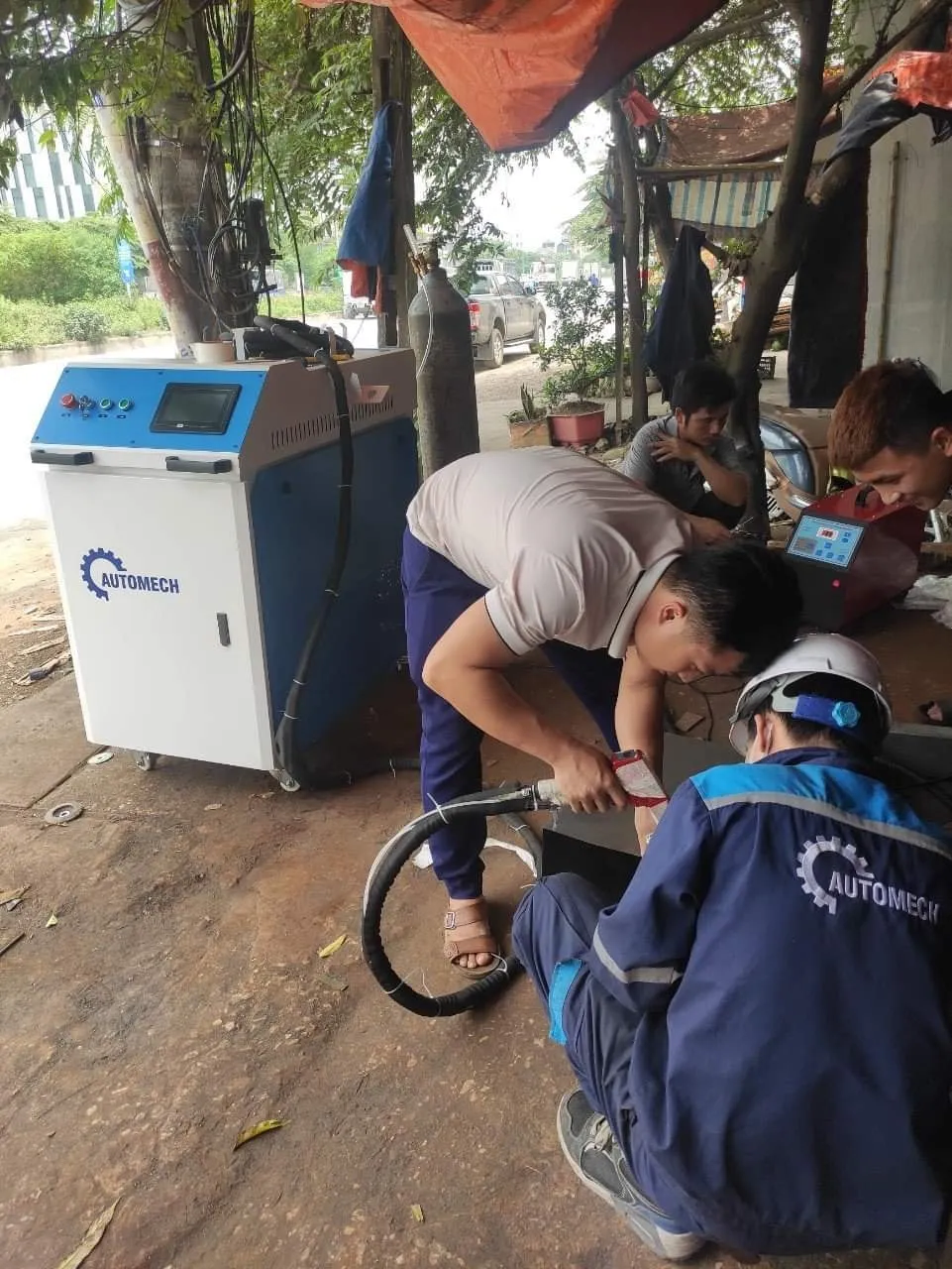 Máy hàn laser Automech được cung cấp rộng rãi trên thị trường Máy hàn laser Automech được cung cấp rộng rãi trên thị trường