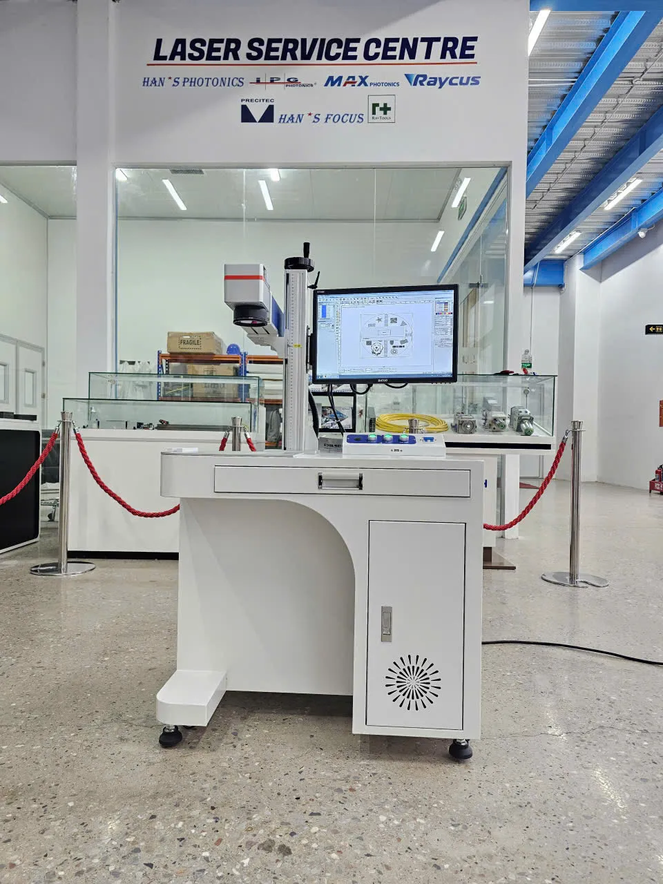 Trung tâm dịch vụ nguồn Laser cho máy cắt, khắc laser tại Automech