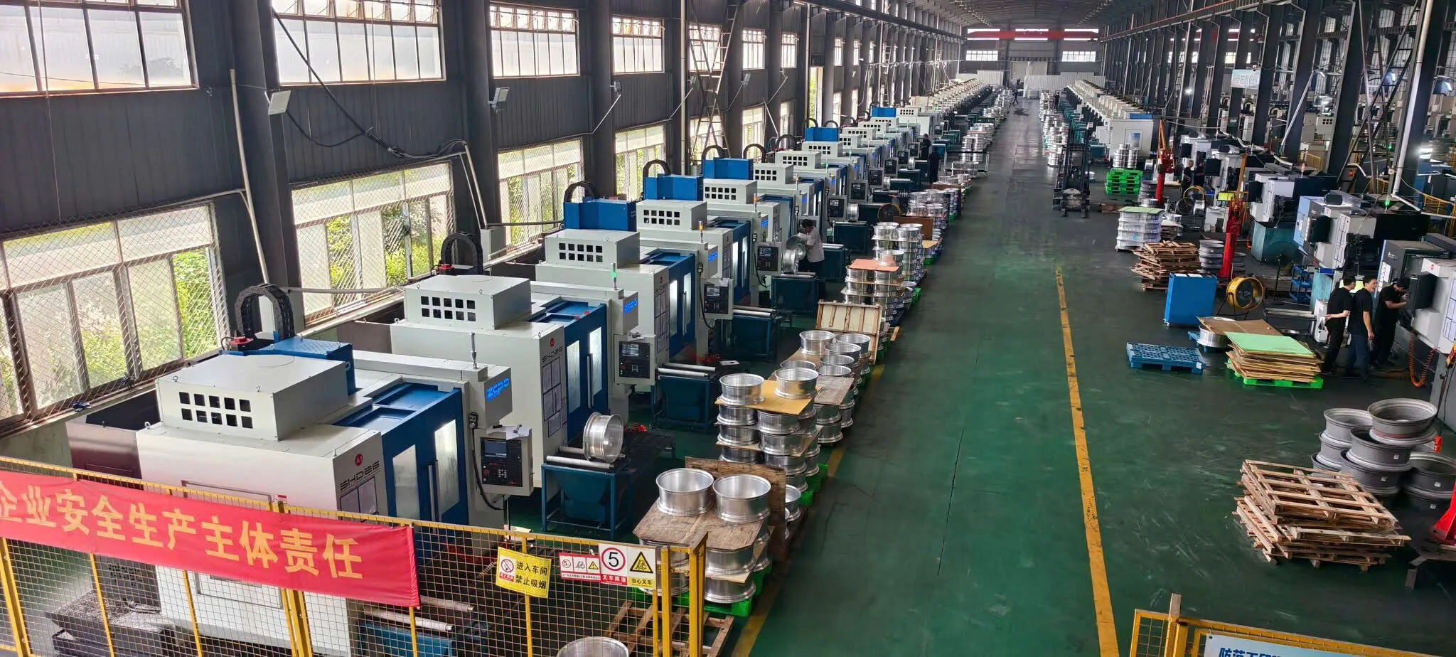 Máy phay thép được Automech cung cấp hàng loạt cho doanh nghiệp sản xuất vành xe ô tô Máy phay thép được Automech cung cấp hàng loạt cho doanh nghiệp sản xuất vành xe ô tô