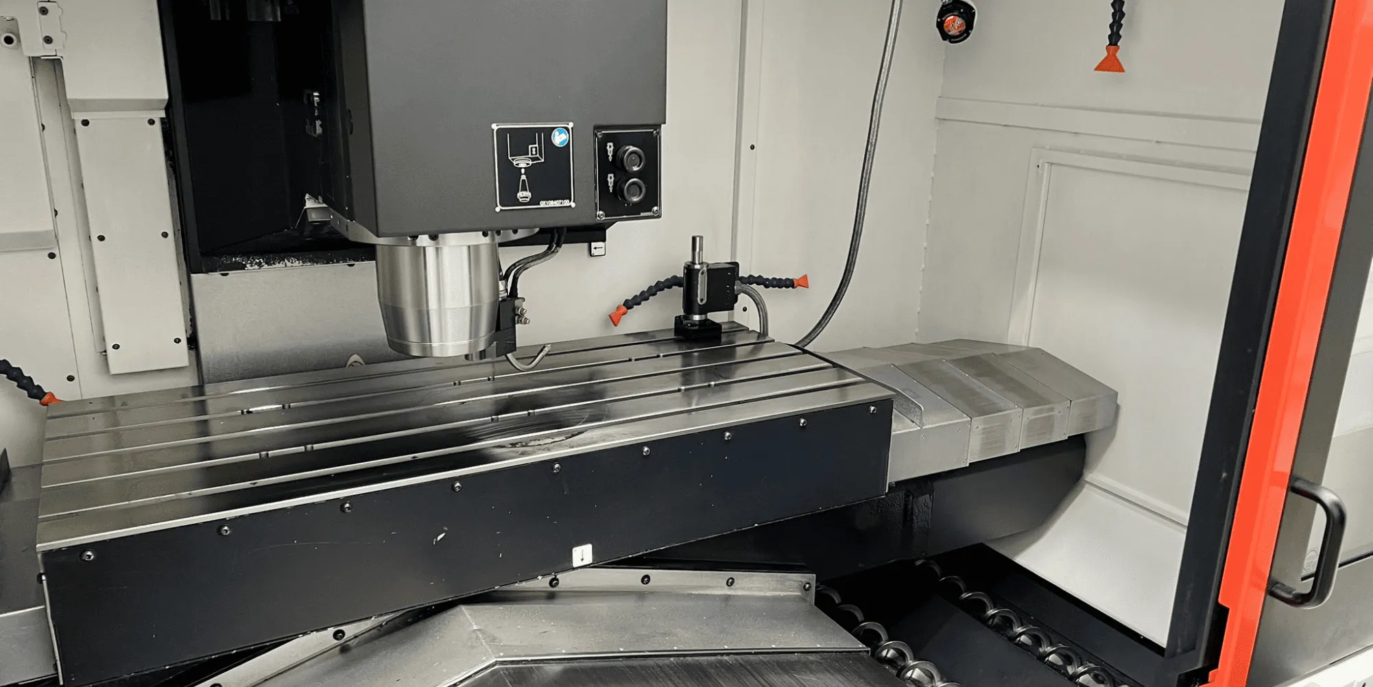 Máy khoan cnc tốc độ spindle ảnh hưởng trực tiếp đến hiệu quả khoan vật liệu Máy khoan cnc tốc độ spindle ảnh hưởng trực tiếp đến hiệu quả khoan vật liệu