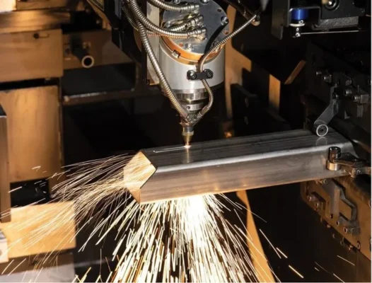 Máy vát mép ống giúp tạo mép vát chính xác trước quá trình hàn và gia công Máy vát mép ống giúp tạo mép vát chính xác trước quá trình hàn và gia công