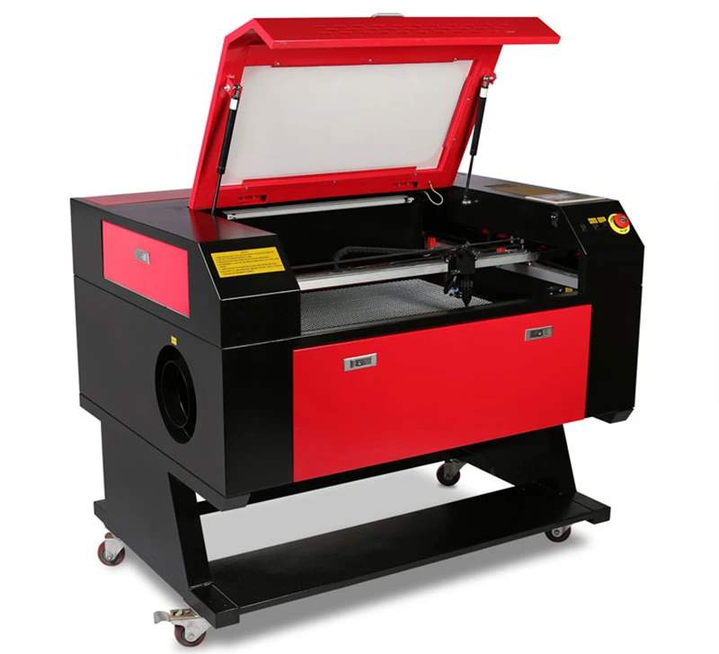 Máy khắc laser DIY (Do It Yourself) là dòng máy do người dùng tự mua lẻ các linh kiện cơ khí, điện tử và nguồn phát laser về để lắp ráp tại nhà Máy khắc laser DIY (Do It Yourself) là dòng máy do người dùng tự mua lẻ các linh kiện cơ khí, điện tử và nguồn phát laser về để lắp ráp tại nhà.
