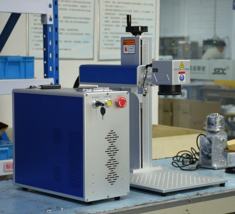 Mức giá máy khắc laser mini cũ hiện nay trên thị trường có sự phân hóa rõ rệt Mức giá máy khắc laser mini cũ hiện nay trên thị trường có sự phân hóa rõ rệt