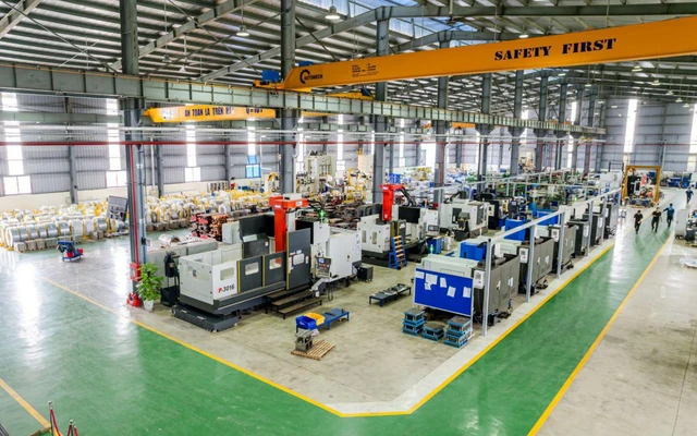 Máy phay trục đứng giá bao nhiêu phụ thuộc cấu hình công suất và thương hiệu máy Máy phay trục đứng giá bao nhiêu phụ thuộc cấu hình công suất và thương hiệu máy