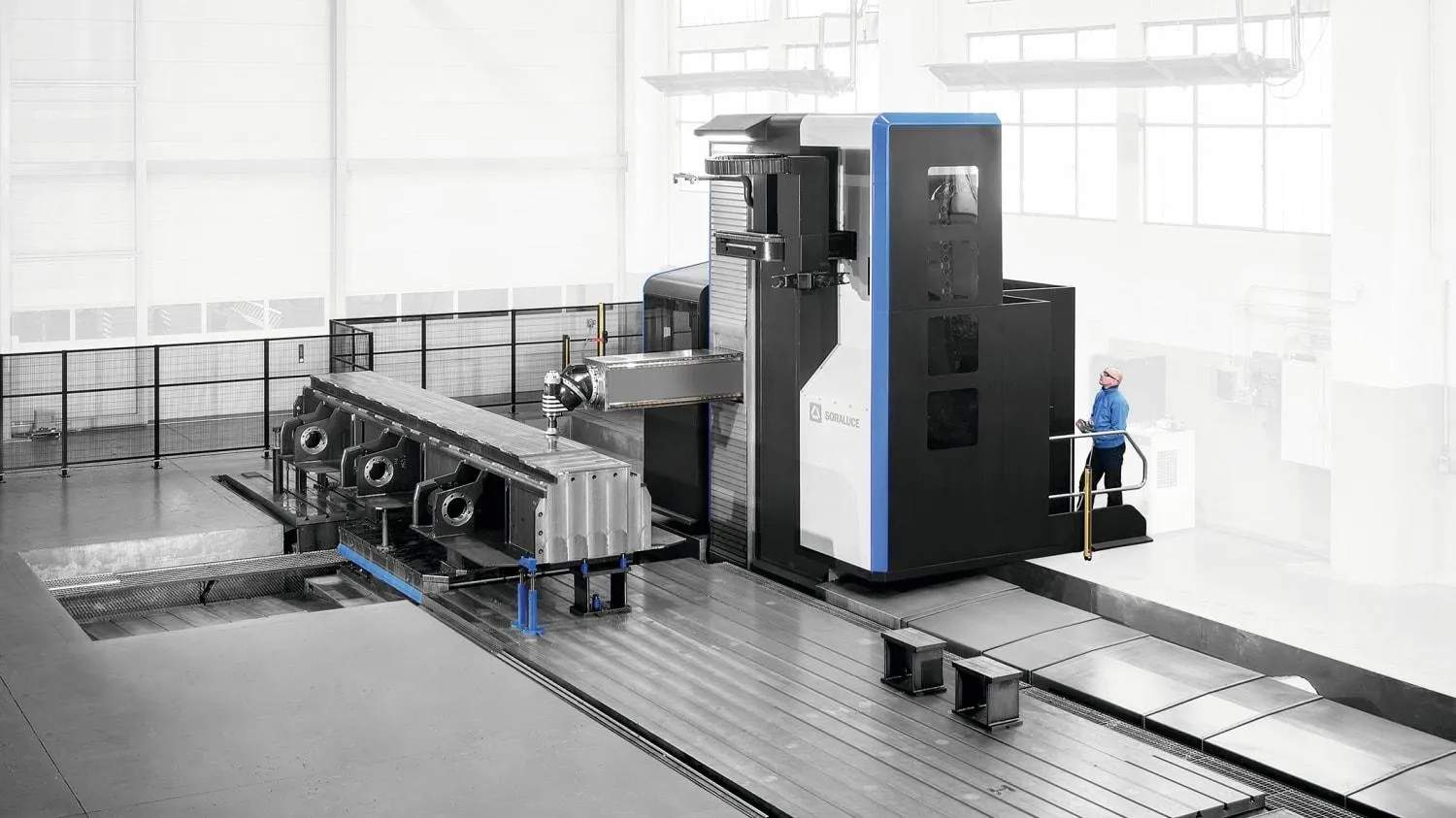 Máy phay ngang vạn năng truyền động ổn định giúp duy trì tốc độ cắt trong quá trình gia công. Máy phay ngang vạn năng truyền động ổn định giúp duy trì tốc độ cắt trong quá trình gia công.