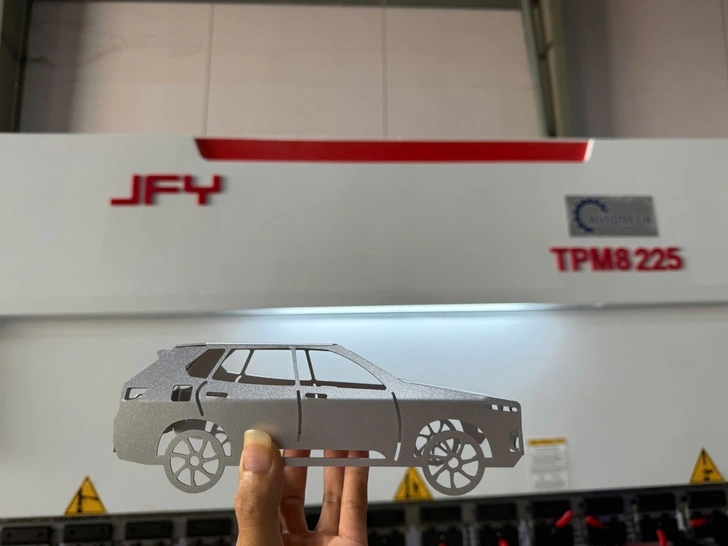 Chi tiết chấn gấp tinh xảo từ máy chấn tự động JFY TPM8 225