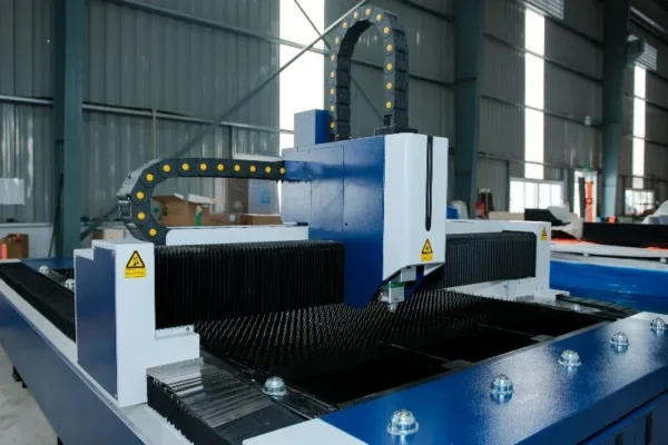 So với công nghệ Plasma hay laser CO₂ truyền thống, máy cắt laser Fiber đem lại tốc độ cắt nhanh hơn nhiều lần và tiết kiệm đáng kể điện năng tiêu thụ So với công nghệ Plasma hay laser CO₂ truyền thống, máy cắt laser Fiber đem lại tốc độ cắt nhanh hơn nhiều lần và tiết kiệm đáng kể điện năng tiêu thụ